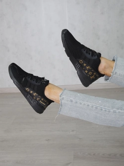 Кроссовки женские летние