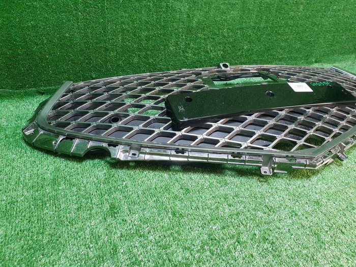 Решетка радиатора Genesis G90 (2018-2022)