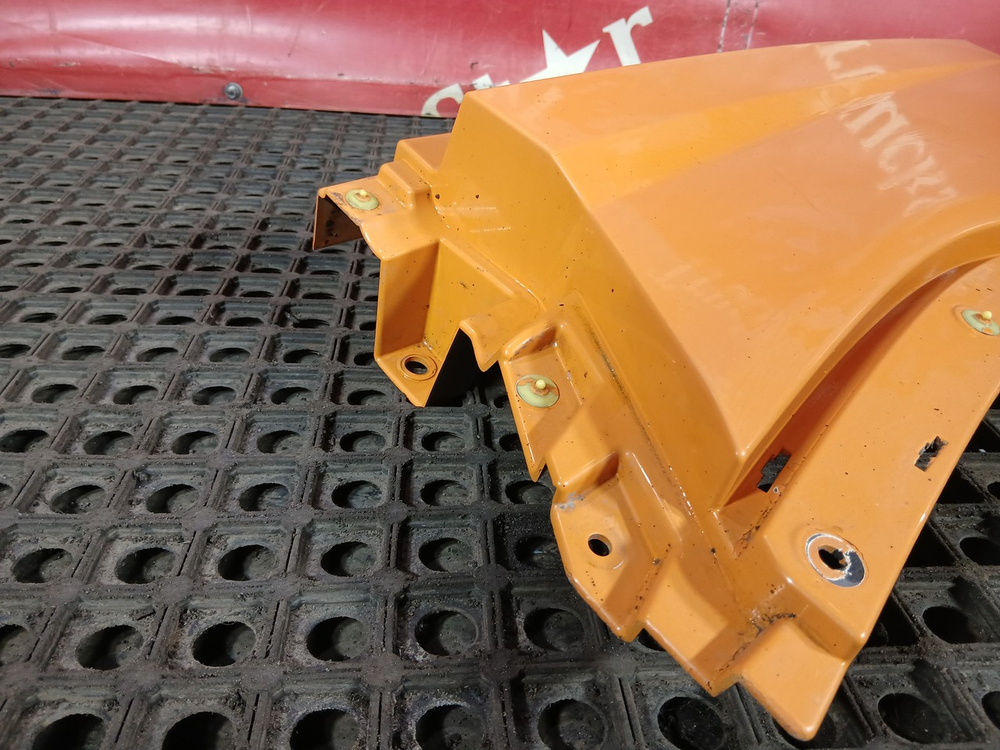 Продолжение крыла левого