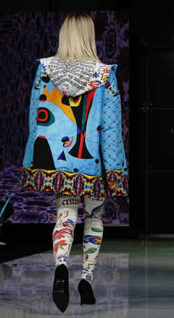 Двусторонняя куртка "Связь времён", по мотивам абстрактной живописи Жоан Миро и готического шрифта и иллюстраций из Бревиария короля Мартина Арагонского