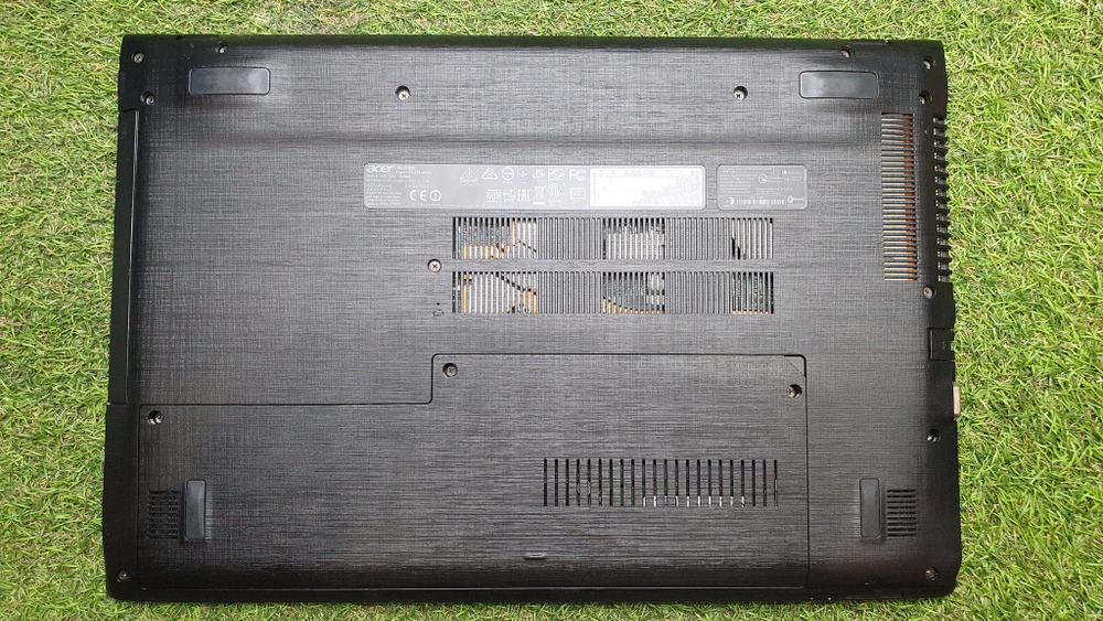 Ноутбук Acer i5-7/6Gb/FHD