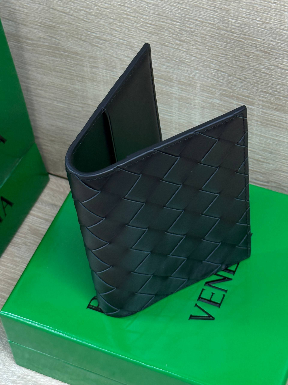 Обложка на паспорт Bottega Veneta
