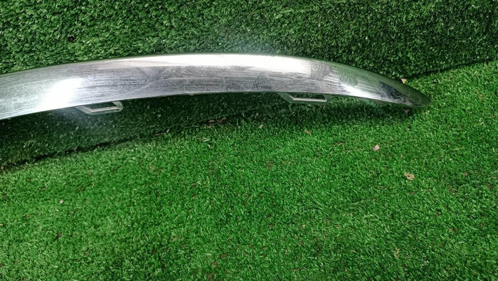 Молдинг переднего бампера правый Mercedes C w205 (2014-2018) AMG