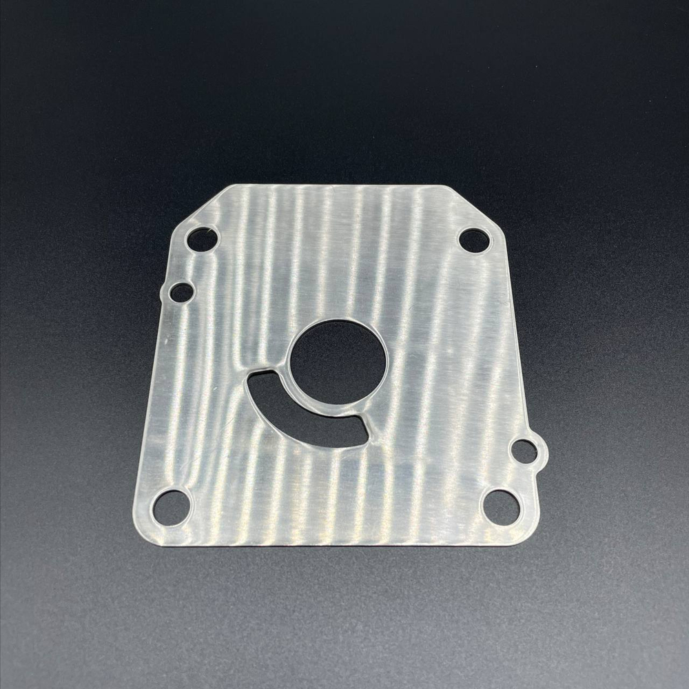 Пластина помпы охлаждения Honda BF75-90 (Honda)