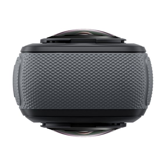 Экшн-камера Insta360 X4