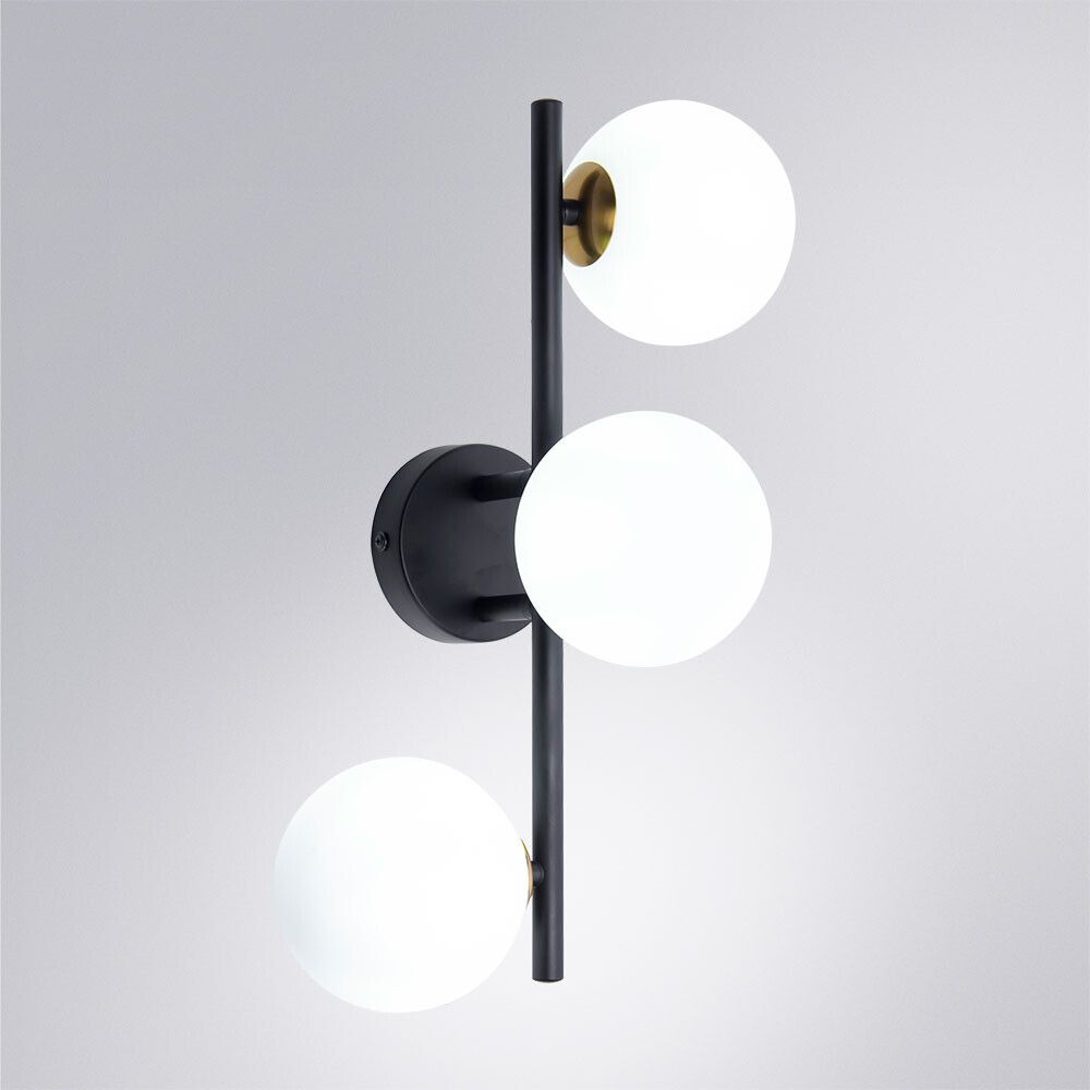 Настенно-потолочный светильник Arte Lamp