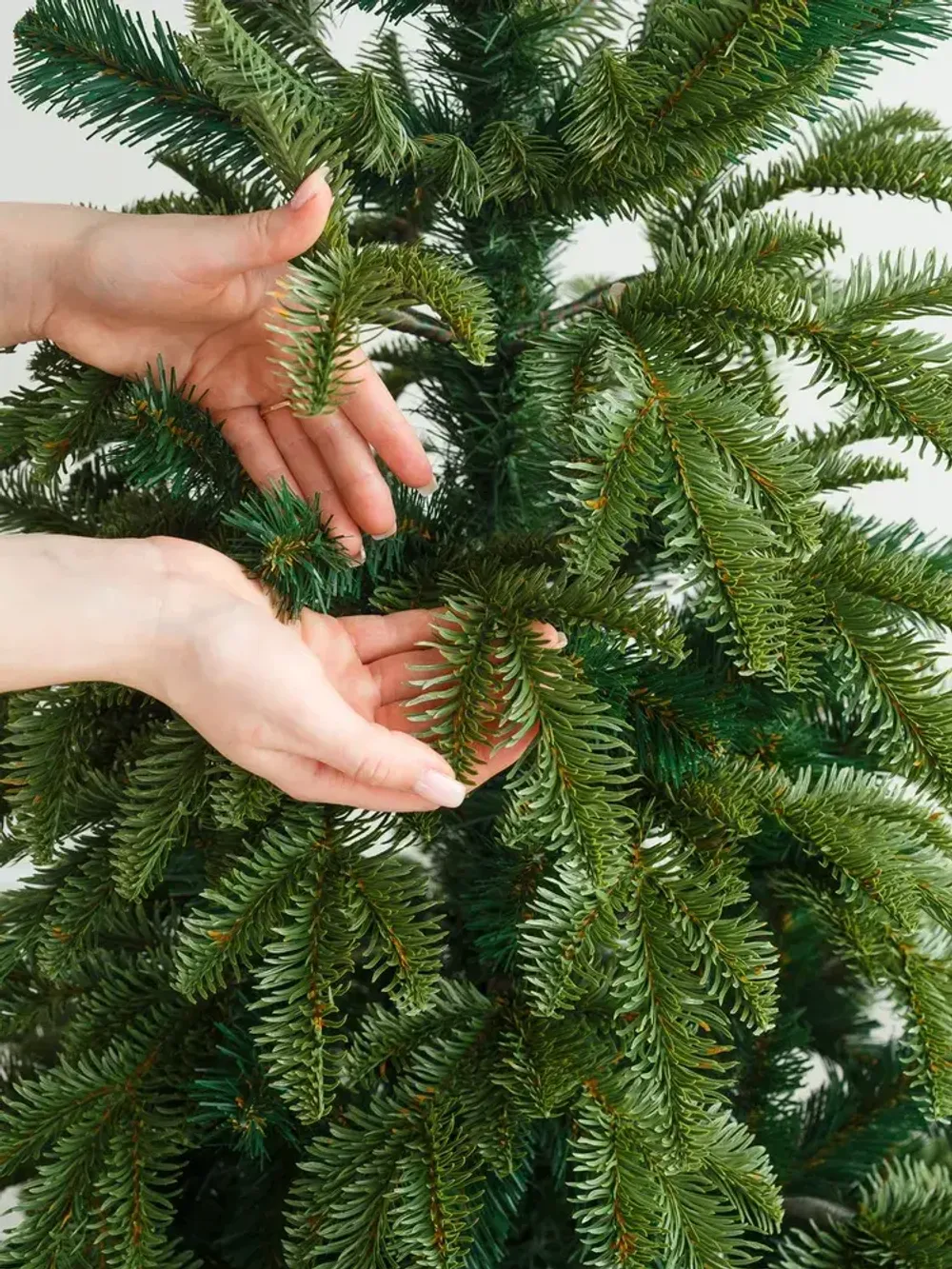 Ель искусственная «ОНТАРИО» (Литая+пвх) высота от 1,5 до 2.4 м