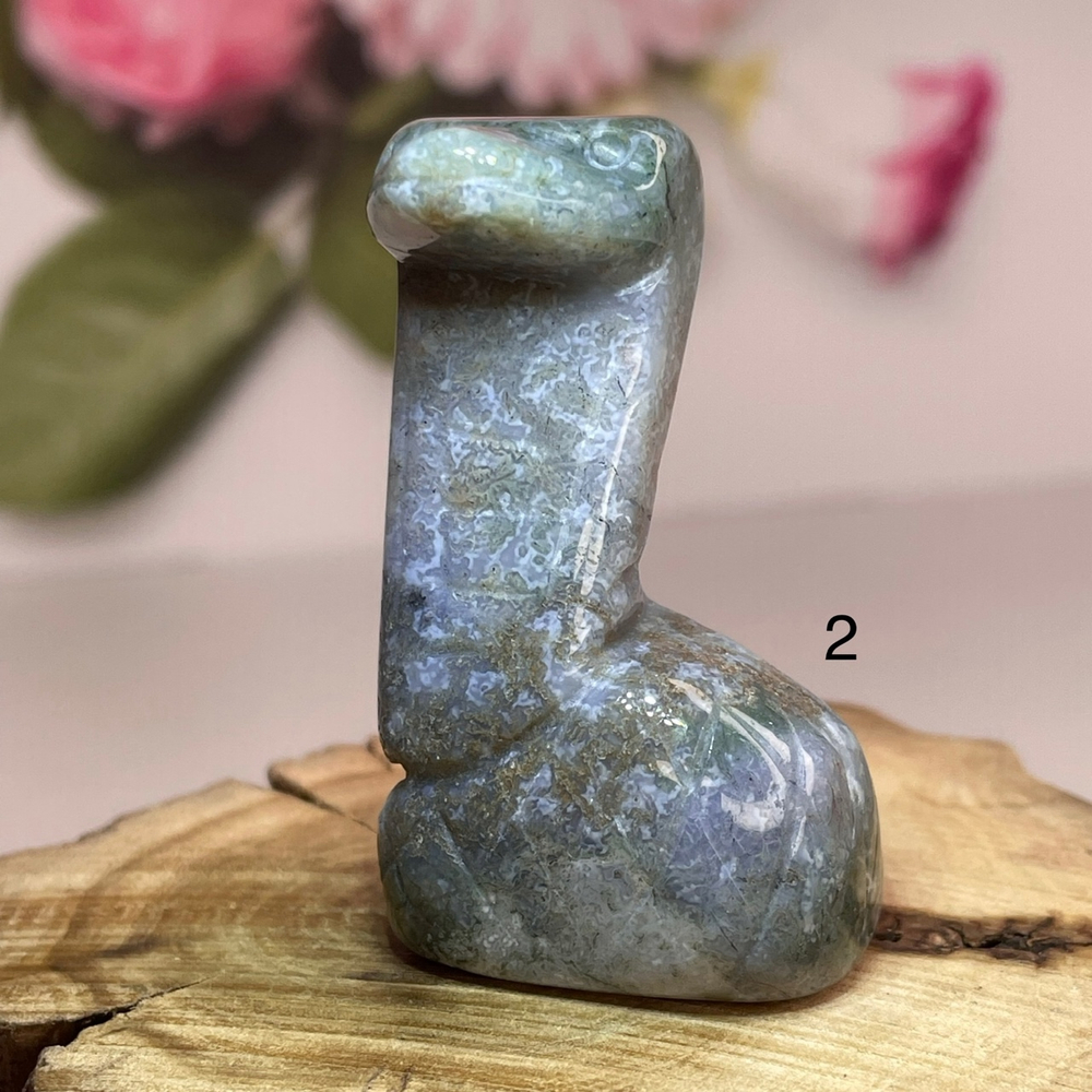 48701 Агат моховой Змея фигурка 30*50мм-17