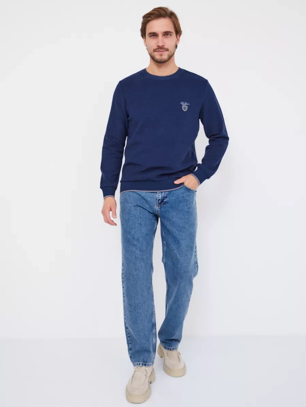 Лонгслив мужской из бархатного хлопка синего цвета