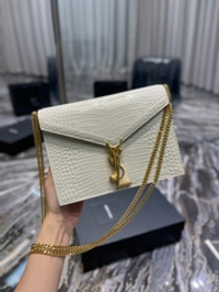 YSL Cassandra Medium 22 cm