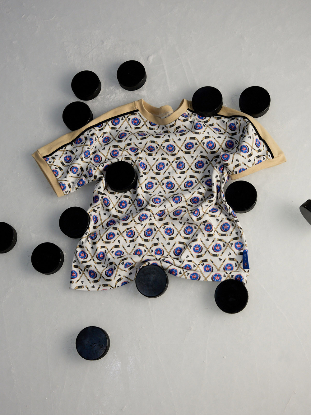 Футболка Mjölk х СКА Ice Hockey, с контрастной отделкой