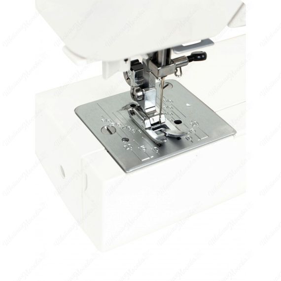 Швейная машина Janome Legend LE-35