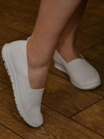 Слипоны цвет белый