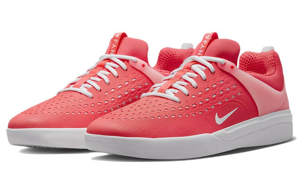 Кроссовки Nike Sb Nyjah 3 "Hot Punch"