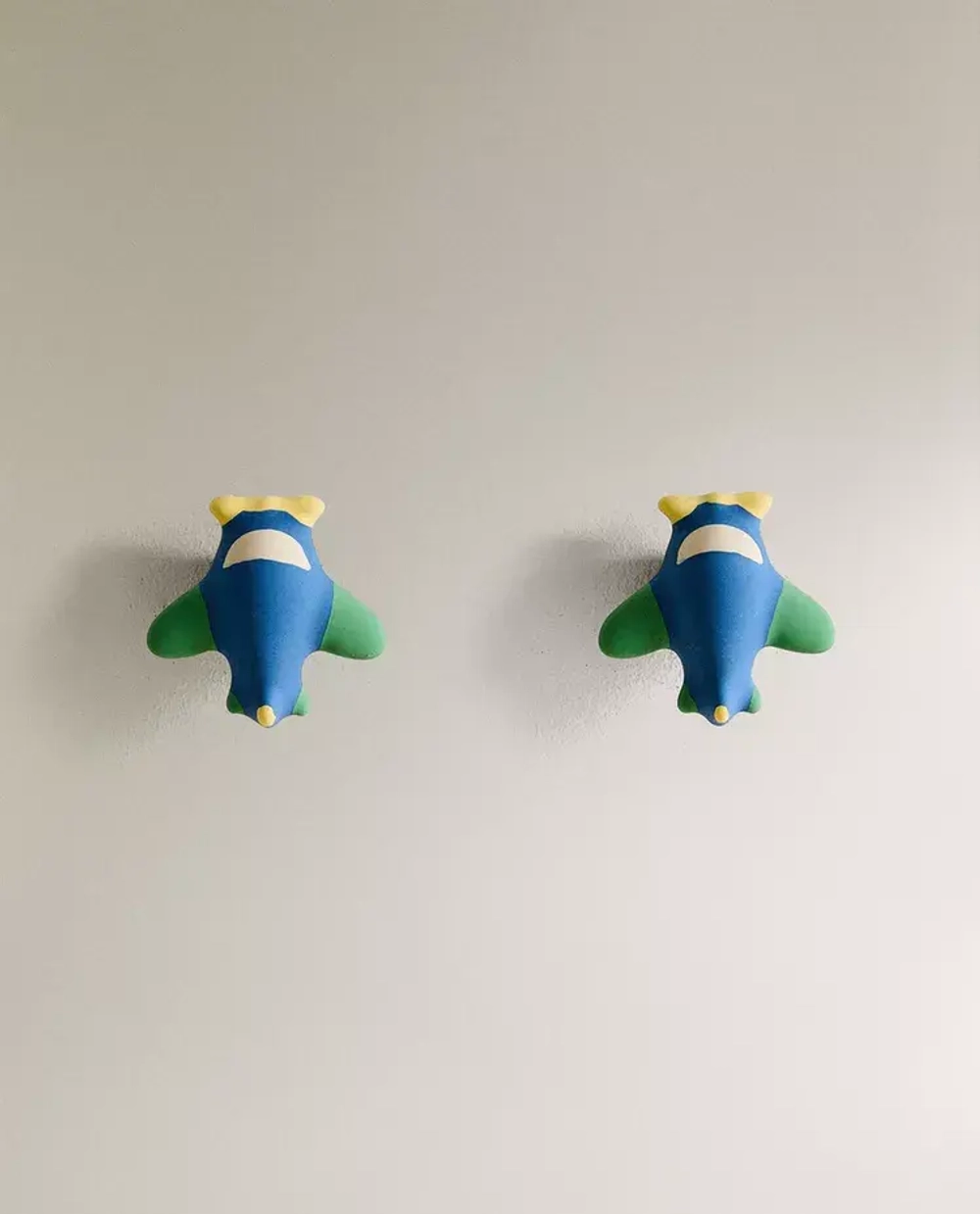 ZARA HOME НАБОР ДЕТСКИХ МЕБЕЛЬНЫХ РУЧЕК «САМОЛЕТ» (2 ШТ.), РАЗНОЦВЕТНЫЙ