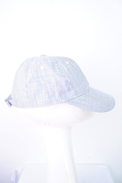 Кепка в полоску