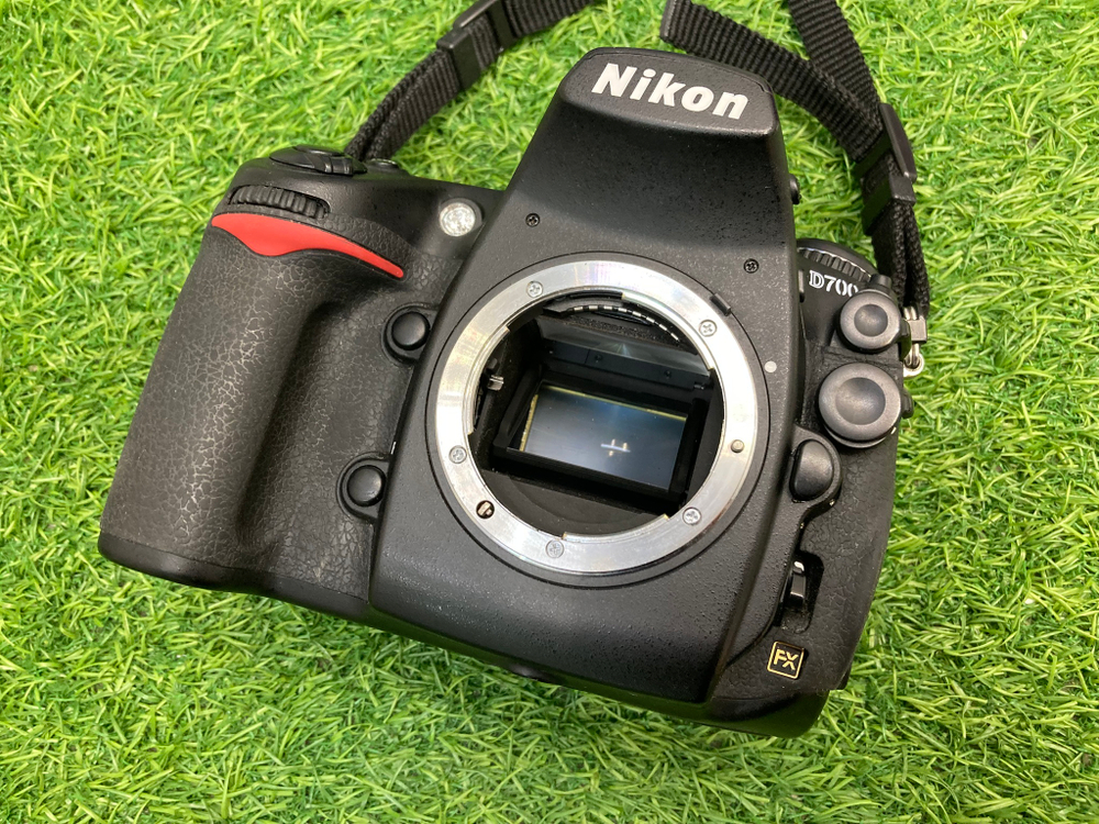 Nikon D700 109.000 кадров