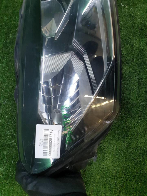 Битая Фара правая VW Polo Sedan (2015-2020) галоген