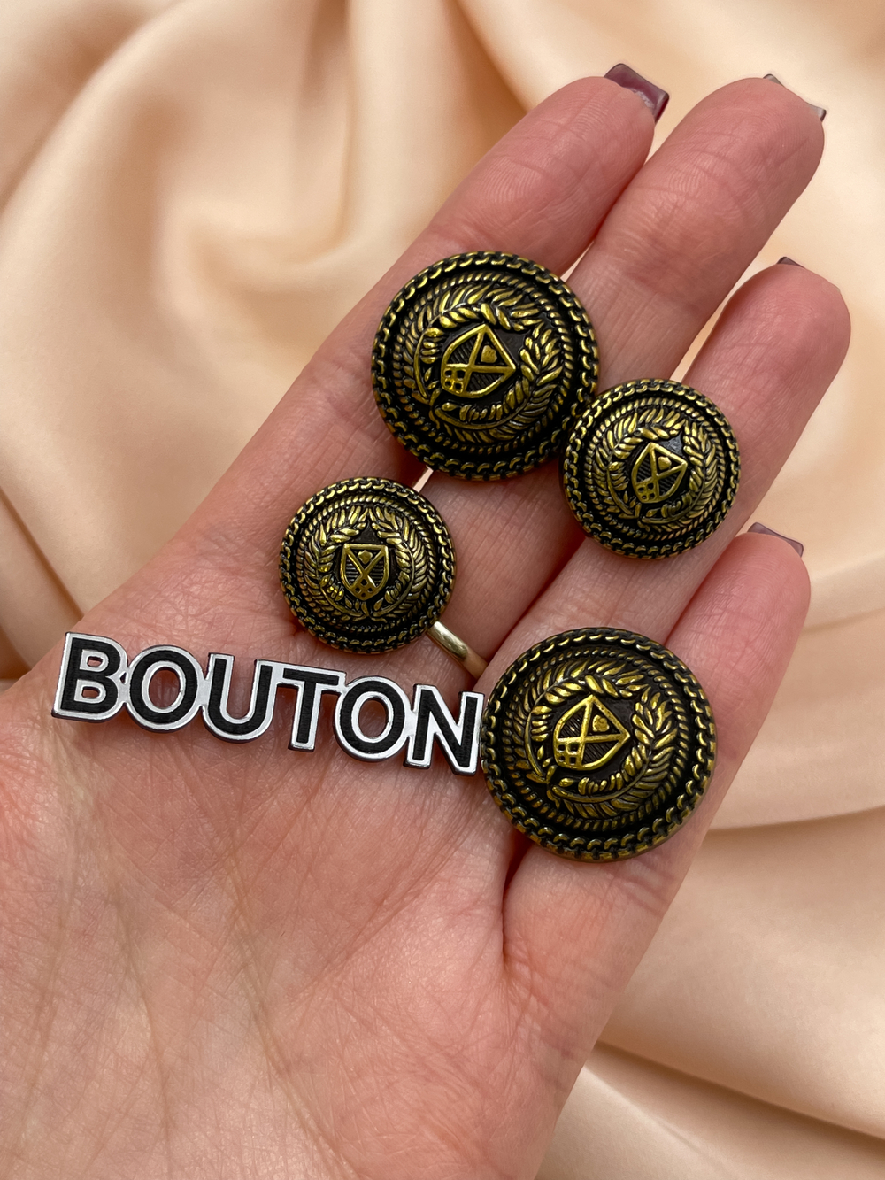 Пуговицы бронзовые Герб15