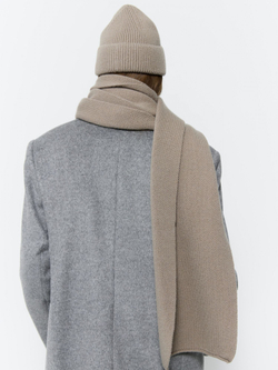 Шарф из объемной шерсти