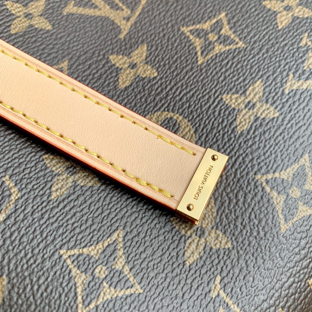 Louis Vuitton Mezzo