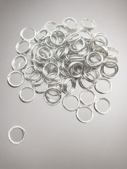 Соединительные кольца для бижутерии двойные. Серебристые. 25 штук