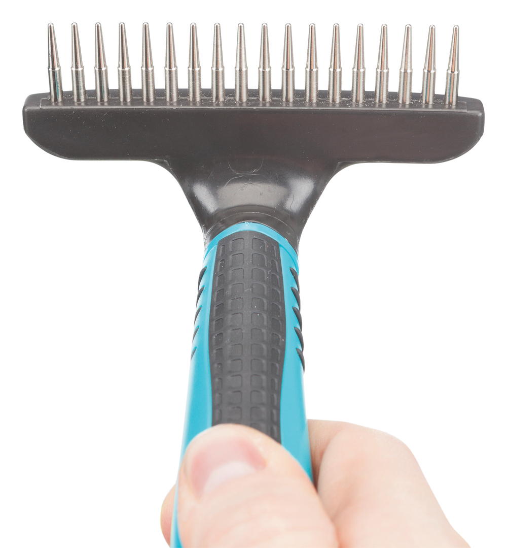 Расческа-грабли для собак и кошек Trixie Metal Groomer, размер 10х15см.