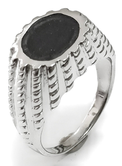 Ювелирное кольцо,серебро с ониксом