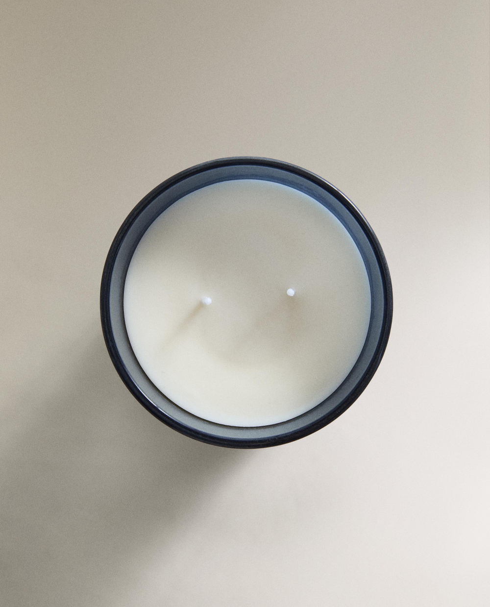 Zara Home Свеча ароматическая Aqua Bergamota 350 г, растительный воск, аромат свежий цитрусовый, Горчичный
