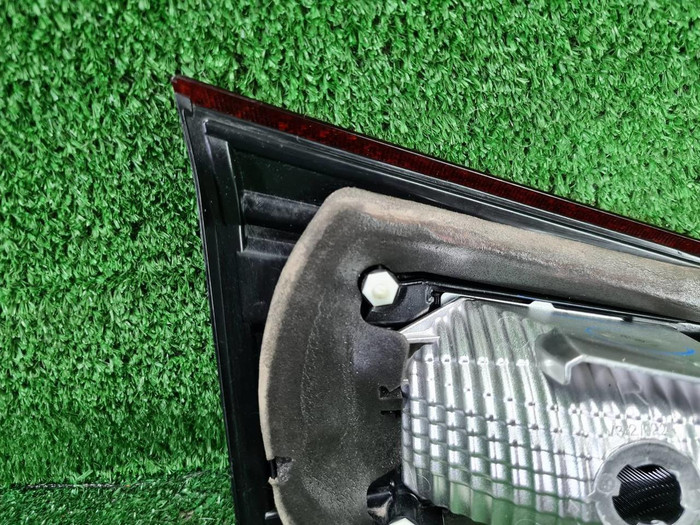 Фонарь правый внутренний Suzuki SX4 2 S-Cross (2016-2022)