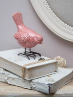 Статуэтки для интерьера на полку