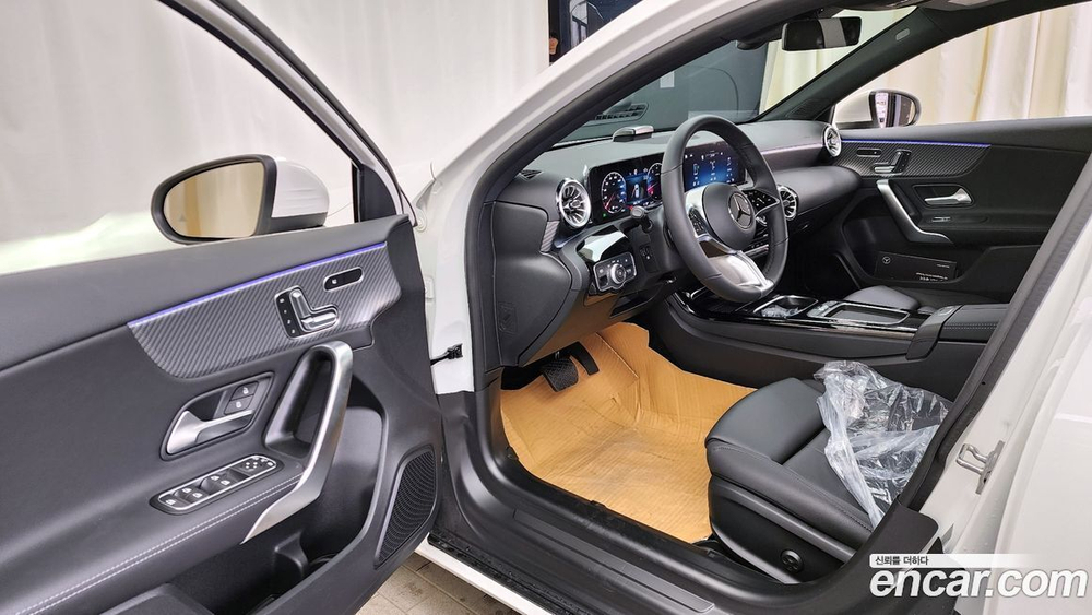 Mercedes-Benz A-Class W177 A220 Hatchback (04.2024)
