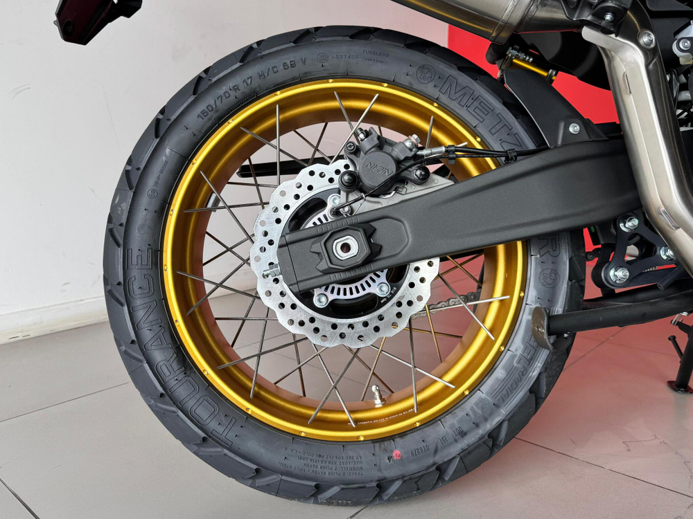 VOGE DS625X