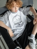 Спортивный костюм для мальчика с шортами в школу