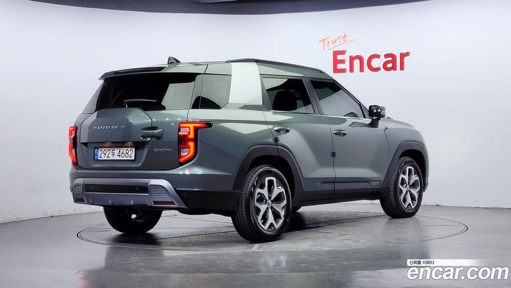 KG Mobility (Ssangyong) Torres Бензин 1.5 2WD (08.2022)