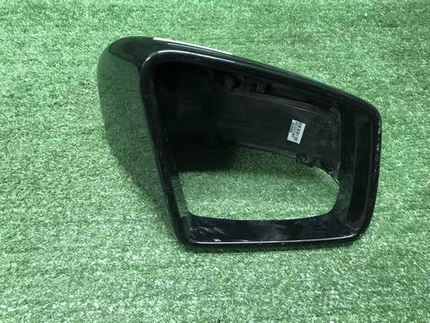 Крышка зеркала правая Mercedes M GLE W166 (11-18)