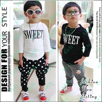 Лонгслив однотонный с контрастной надписью SWEET