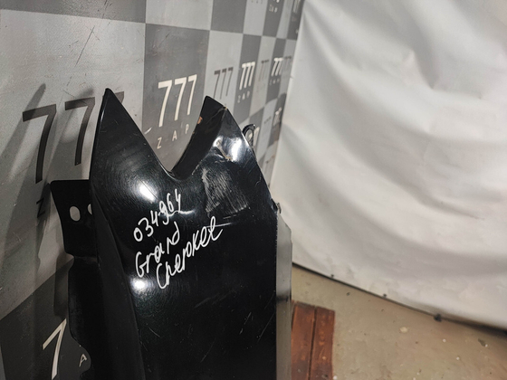 Крыло переднее правое Jeep Grand Cherokee (WK2) 10-22 Б/У Оригинал 55369596AC