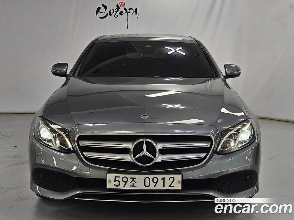 Mercedes-Benz E-Class W213 E300 Avangarde (08.2019)