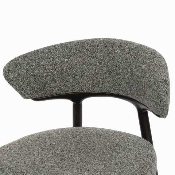 Стул Giotto, черный массив ясеня, черно-белая обивка