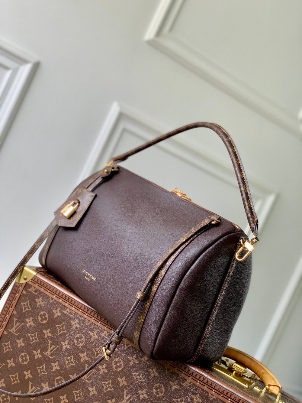 Louis Vuitton Express MM