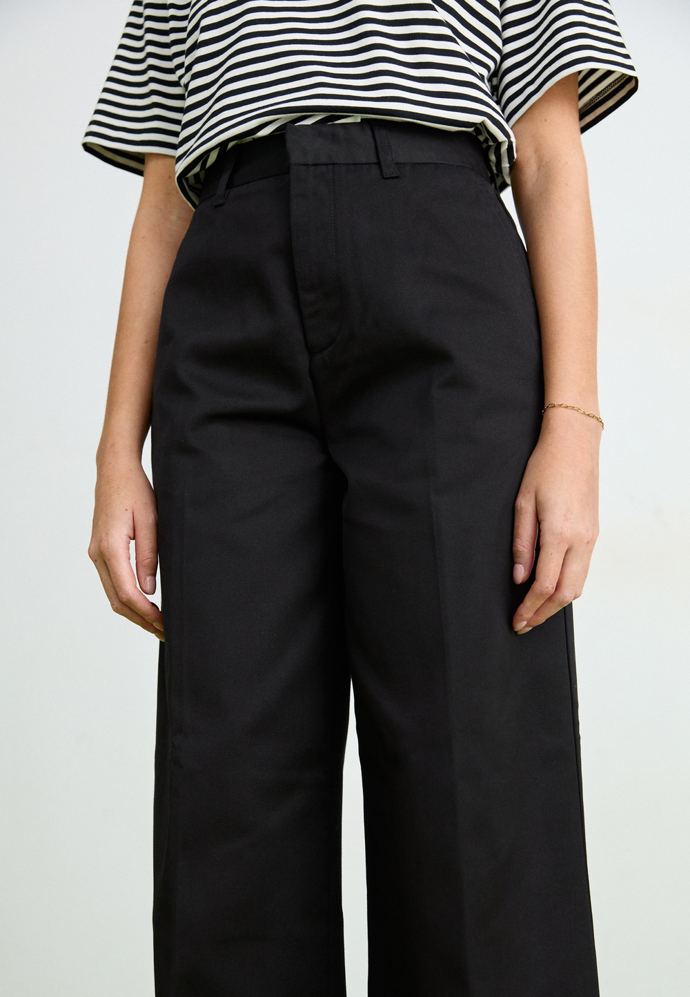 Carhartt WIP OMAK - Тканевые брюки - Чёрный