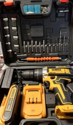 DeWalt Шуруповерт, 36 В, 2 АКБ