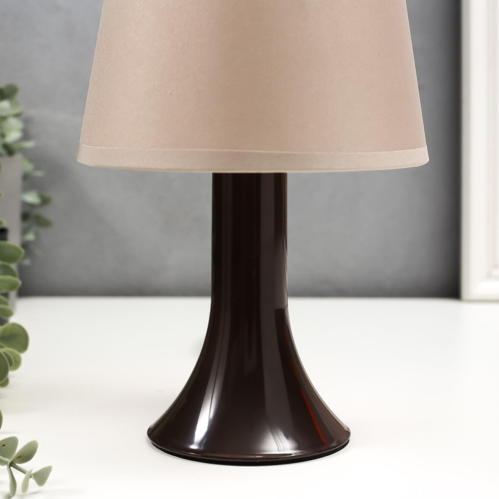 Лампа настольная  1хЕ14 15Вт d=16,5 см, h=27,5 см (коричневый)