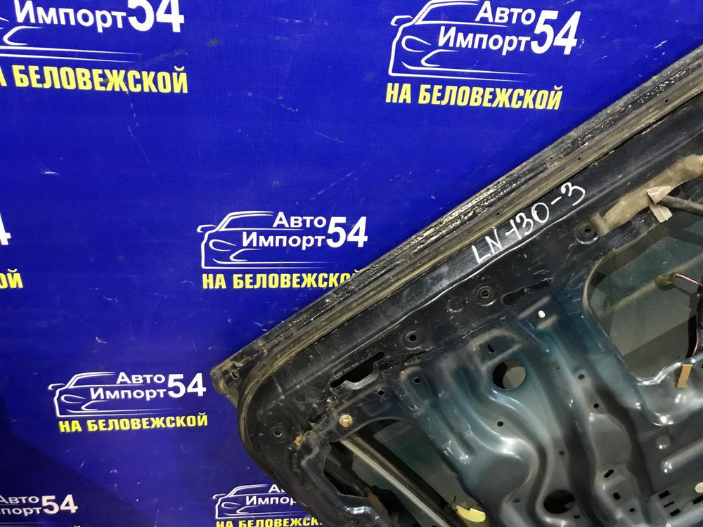Дверь передняя левая TOYOTA HILUX SURF 1992