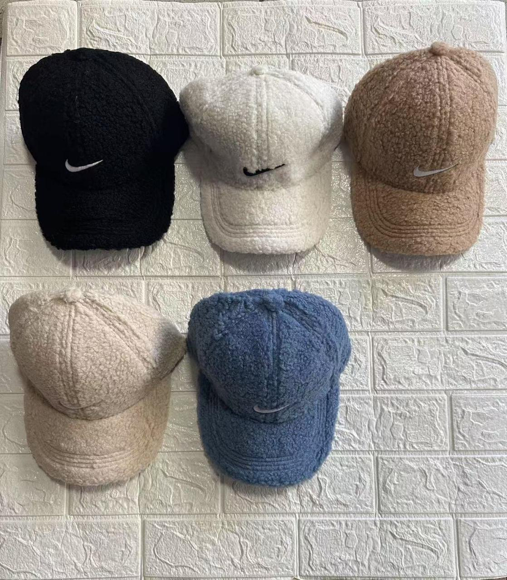 Утеплённые бейсболки