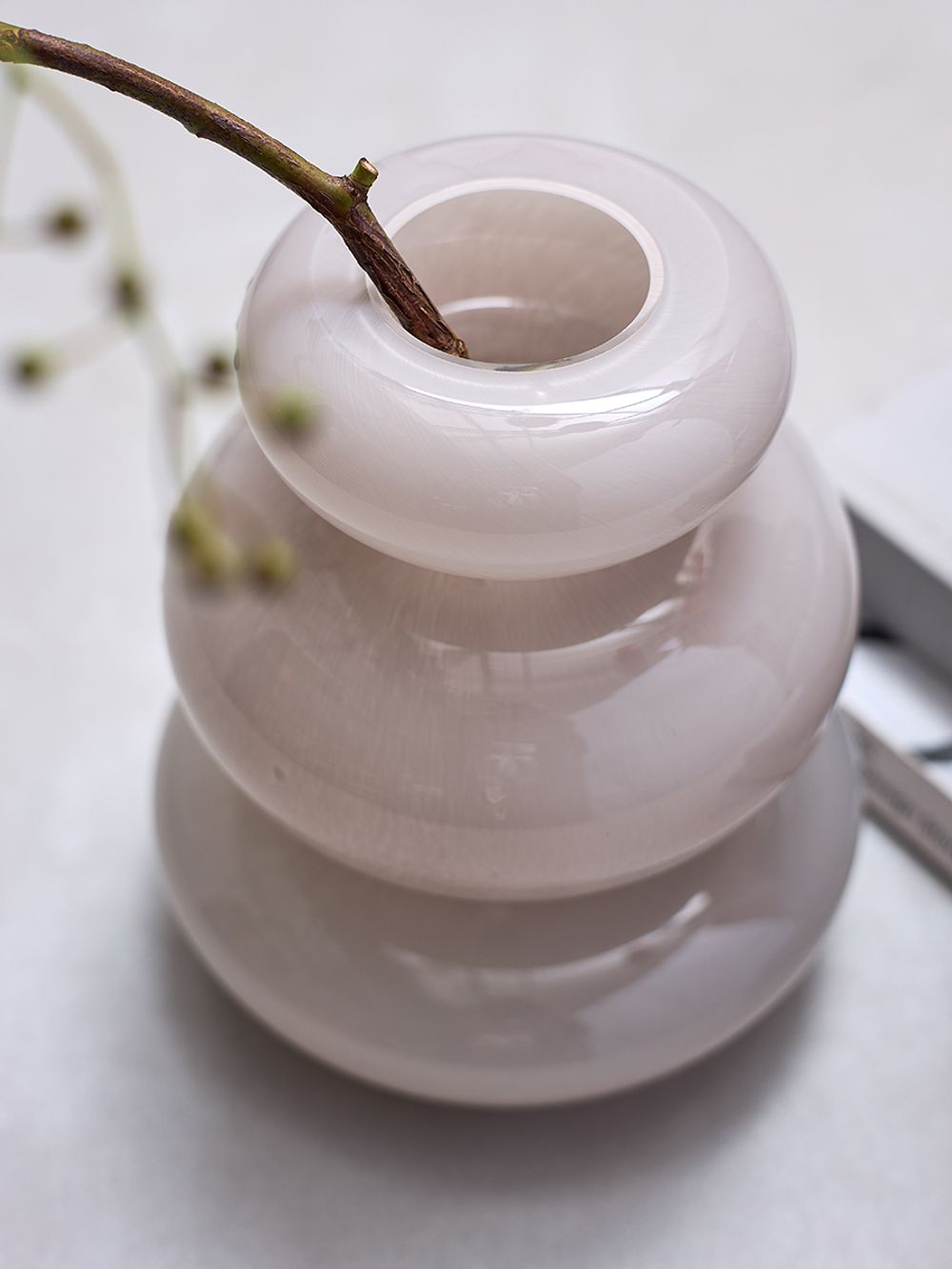 Ваза Riverstone, 20 см, жемчужно-серая