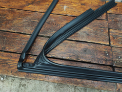 Уплотнитель стекла заднего левого Haval Dargo Новый Оригинал 6207111AKN04A