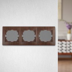 Рамка для розеток и выключателей Intro Plano 1-503-10 на 3 поста горизонтальная, СУ, венге