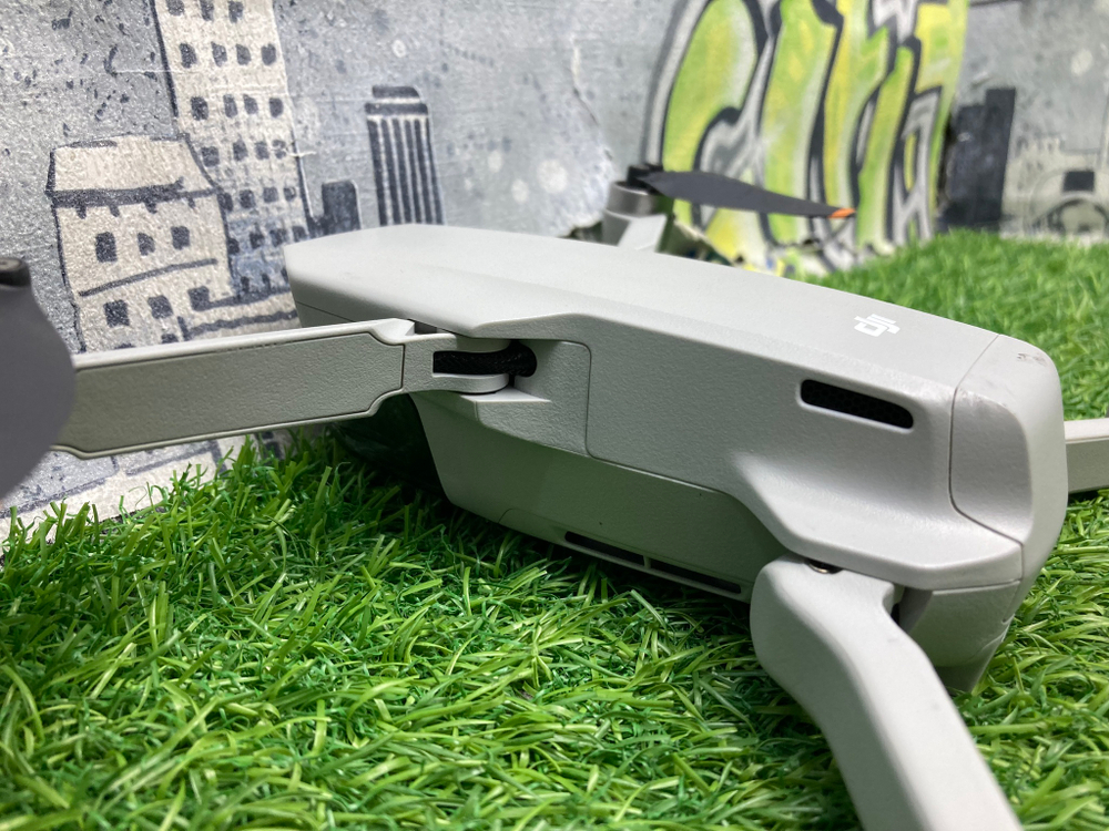 DJI Mini SE Fly More Combo